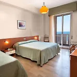 Continental Ξενοδοχείο 3*