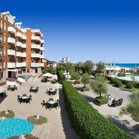 Continental 호텔 3*