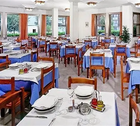 Continental 호텔 3*